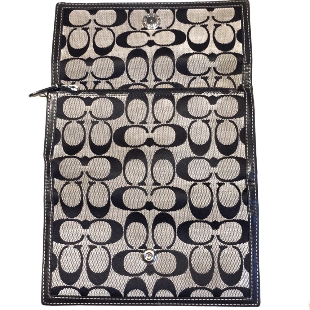 Coach Authentic Wallet - image 5